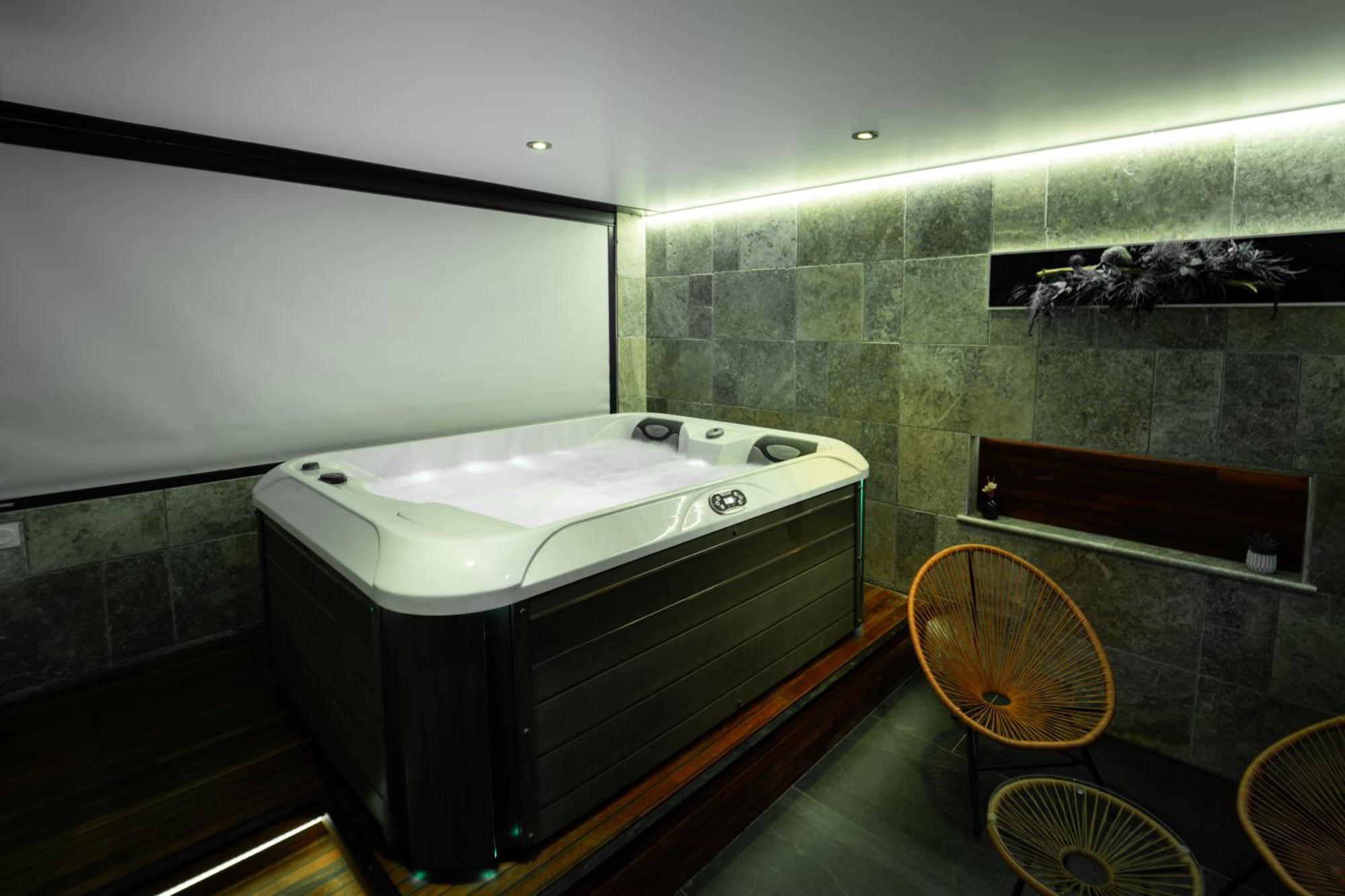 Loft 150 M2 Jacuzzi, Sauna Et Massage Blagnac Kültér fotó